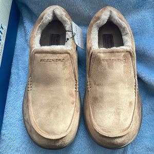 Sketchers NEW 11 Slip ons